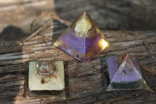 Load image into Gallery viewer, Small Orgone Pyramids
