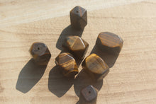 Load image into Gallery viewer, Tigers Eyes Beads (Tumbled)
